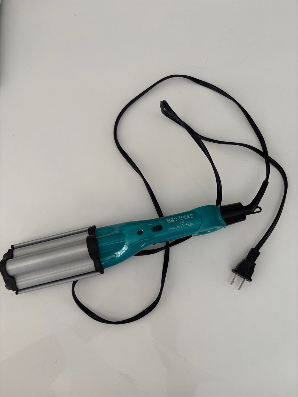 TIGI Bed Head Wave Artist in Teal Blue